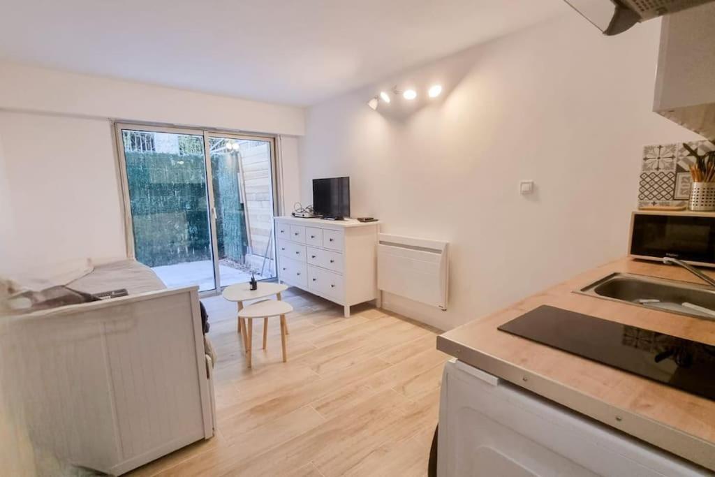 Studio Avec Garage 5Min Cannes Centre Екстериор снимка